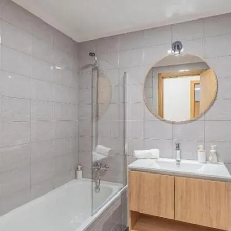 Emiigira Apartment *